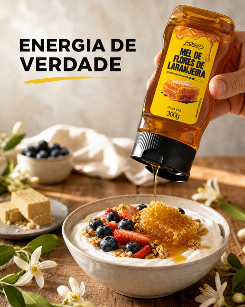 Mel de Flores de Laranjeira Honup sendo servido sobre iogurte com frutas e favo de mel